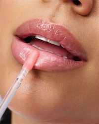 High-End Plumping Lip Treatments Image 4