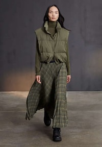 Ultra-Sophisticated Modern Apparel Image 2