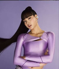 Star-Studded Tech Campaigns Image 8