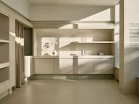 Spa-Like Flagship Stores Image 2