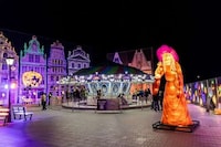 Thematic Large-Scale Light Installations Image 4