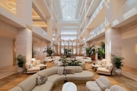 Luxuriously Modern Beachside Resorts Image 1