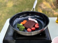Durable Bio-Inert Skillets Image 1