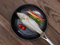 Durable Bio-Inert Skillets Image 3