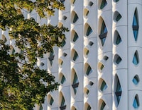 Carbon-Positive Dynamic Hotels Image 1