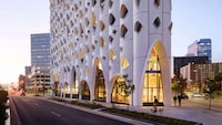 Carbon-Positive Dynamic Hotels Image 2