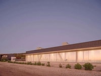 Trapezoidal Coastal Beach Houses Image 3