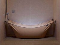 Malleable Removable Bathtubs Image 1