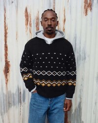 Holiday Apparel Lookbooks Image 7