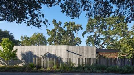 Courtyard-Style Californian Homes