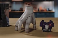 Creepy Severed Hand Toys Image 2
