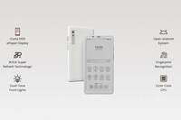 Powerful Handheld eReaders Image 2