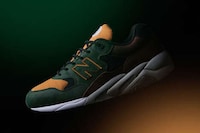 Collaborative 90s-Era Sneakers Image 2