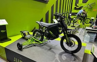 Motorcycle-Training Gadgets Image 1