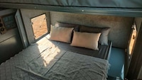 Fully Expanding Camping Trailers Image 2