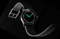 Glowing Minimalist Timepieces Image 3