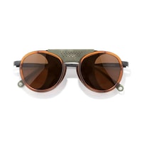 70s-Style Sport Sunglasses Image 6