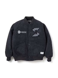 90s Graffiti Culture-Inspired Streetwear Image 3
