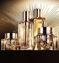 Wine-Infused Luxury Skincare Image 2
