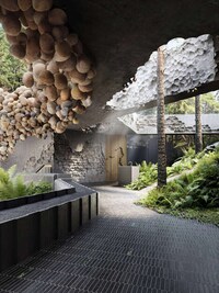 Wooden Surrounded Concrete Homes Image 3