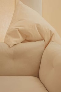 Enveloping Sofa Structures Image 2