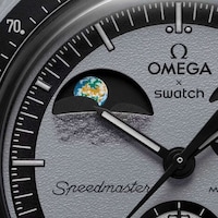 Sleek Collaborative Timepieces Image 4