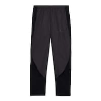 Collaborative Winter Apparel Image 4