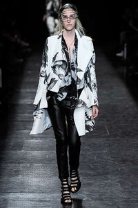 Caged Bird Clothing Collections Image 5