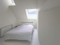 Sculptural Windowed Homes Image 7