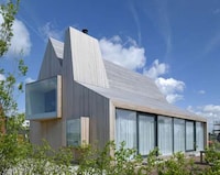 Sculptural Windowed Homes Image 8