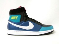 Merry Sneakers