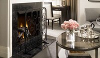 Lavish Hi-Tech Hotels Image 4