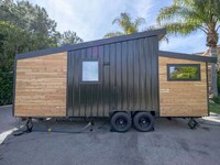 Space-Conscious Compact Residences Image 3