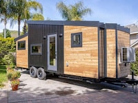 Space-Conscious Compact Residences Image 4