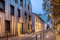 Wooden Residential Parisian Buildings Image 3