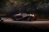 Nostalgic Luxury Cars Image 3