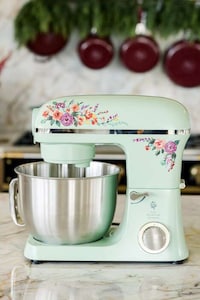 Charming Floral Stand Mixers Image 1
