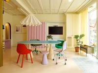 Vibrantly Designed Office Spaces Image 1