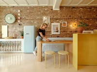 Vibrantly Designed Office Spaces Image 4