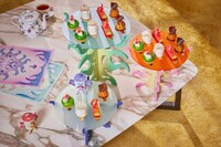 Dynamic Vibrant Cake Stands Image 4