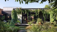 Garden-Connecting Melbourne Homes Image 2
