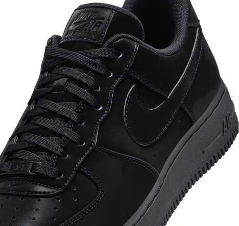 Stark Black Low-Cut Sneakers