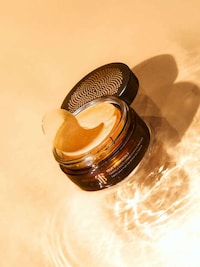 Antioxidant-Fueled Eye Patches Image 6