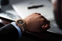 Nanotechnology-Enhanced Watch Protectors Image 1