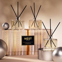 Scent-Forward Gift Sets Image 1