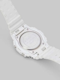 Collaborative Fashion-Centric Patterned Watches Image 2