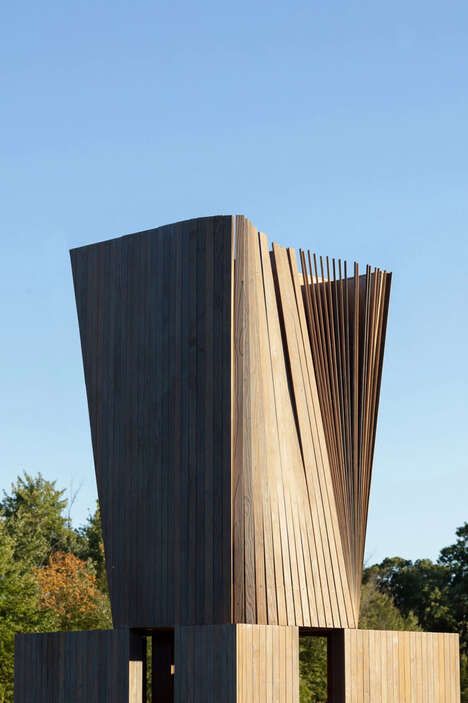 Fraying Dynamic Wooden Pavilions