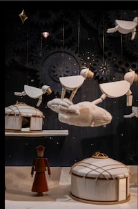 Cashmere-Centric Pop-Ups Image 1