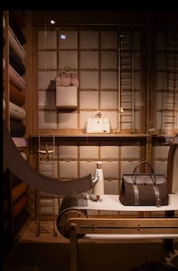 Cashmere-Centric Pop-Ups Image 5