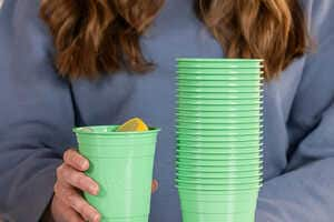 Compostable Party Cups Article Thubnail